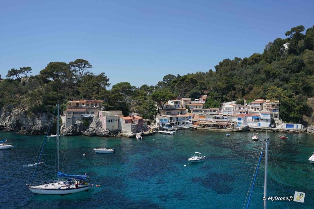 Superbe Logement Au Bord Des Plages Toulon Bagian luar foto